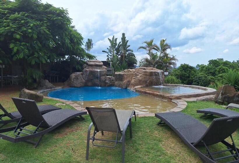 بنگله خانوادگی, Numbi Hills Self Catering