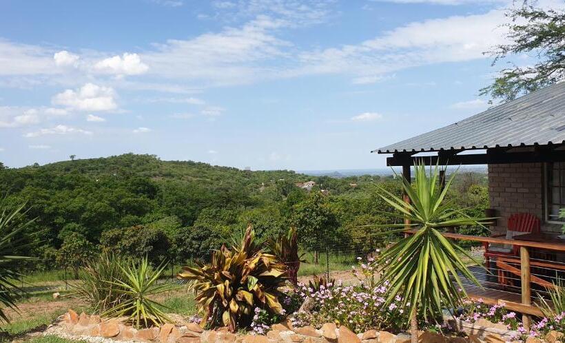 اتاق استاندارد چهار تخته, Numbi Hills Self Catering