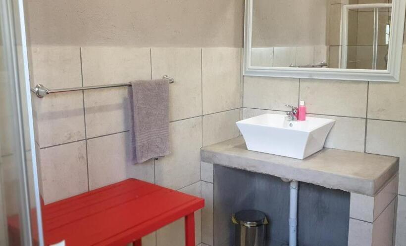 اتاق استاندارد چهار تخته, Numbi Hills Self Catering