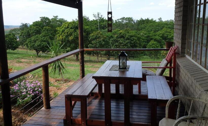 اتاق استاندارد چهار تخته, Numbi Hills Self Catering