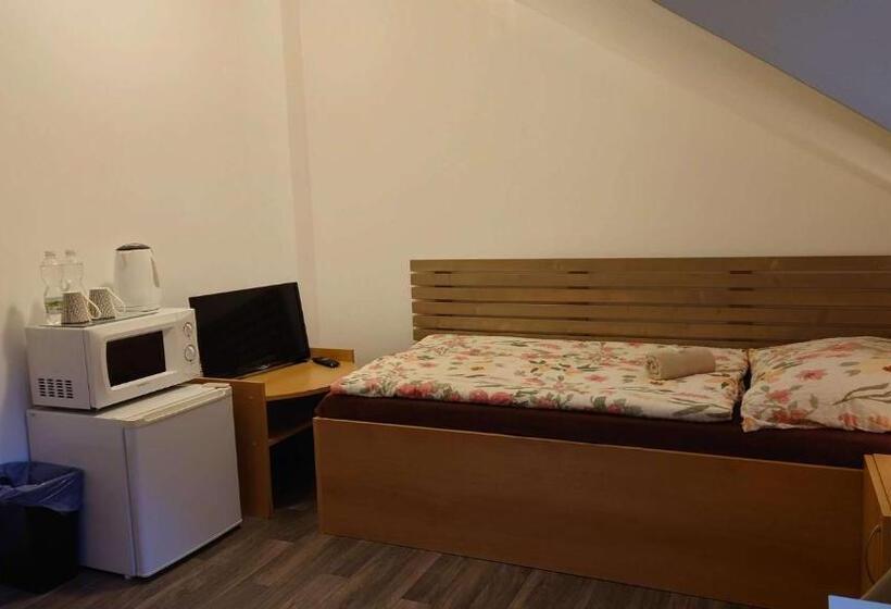 اتاق استاندارد, Penzion Tcv Pardubice