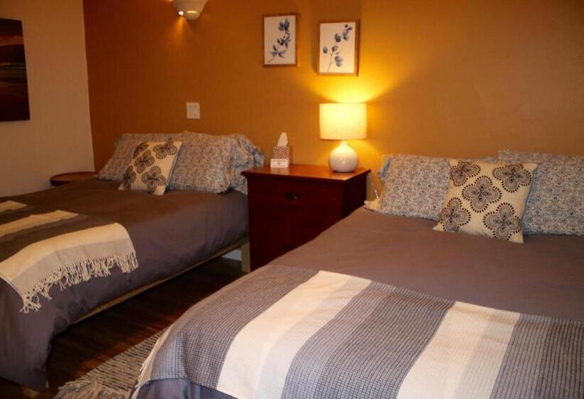 Четырехместный Номер Стандарт, Mancos Inn
