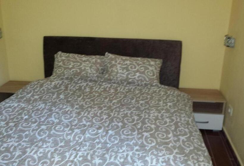 اتاق استاندارد, Kazablanka Rooms Aerodrom