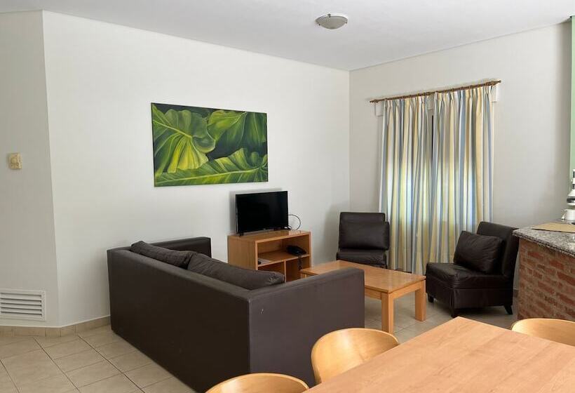 Апартаменты 2 Спальни, Los Robles Apart