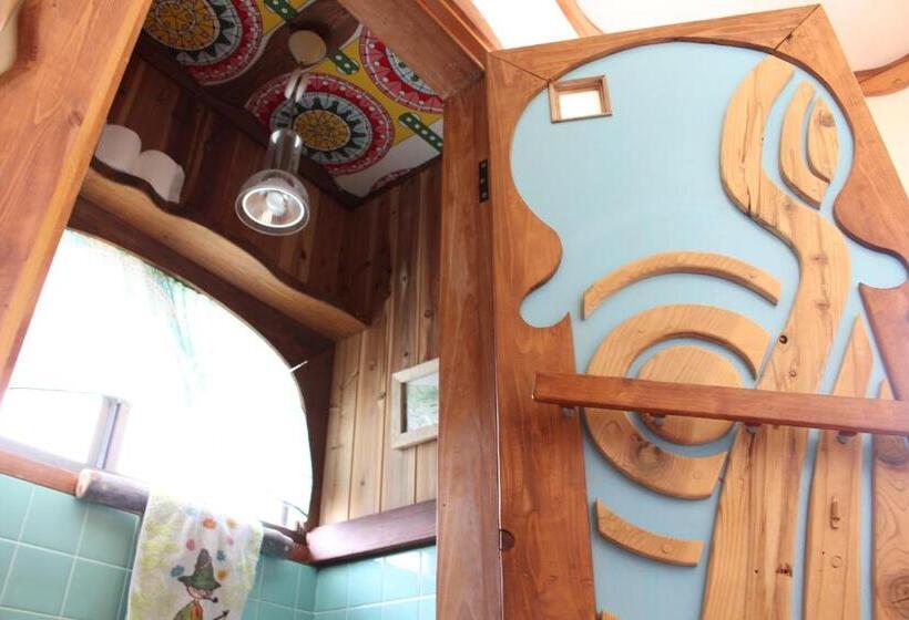 Номер Стандарт с Балконом, Katsuo Guest House