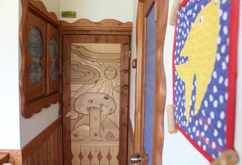 Номер Стандарт с Балконом, Katsuo Guest House