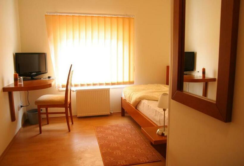 اتاق استاندارد یک نفره, Konak Požarevac
