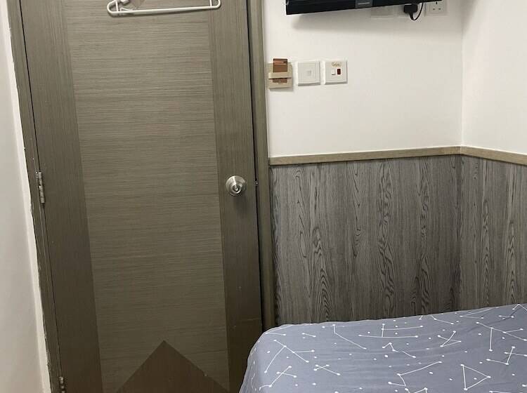 اتاق عادی یک تخته, Majestic 7 Guesthouse