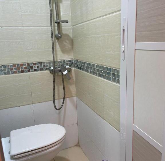 اتاق استاندارد یک نفره, Majestic 7 Guesthouse