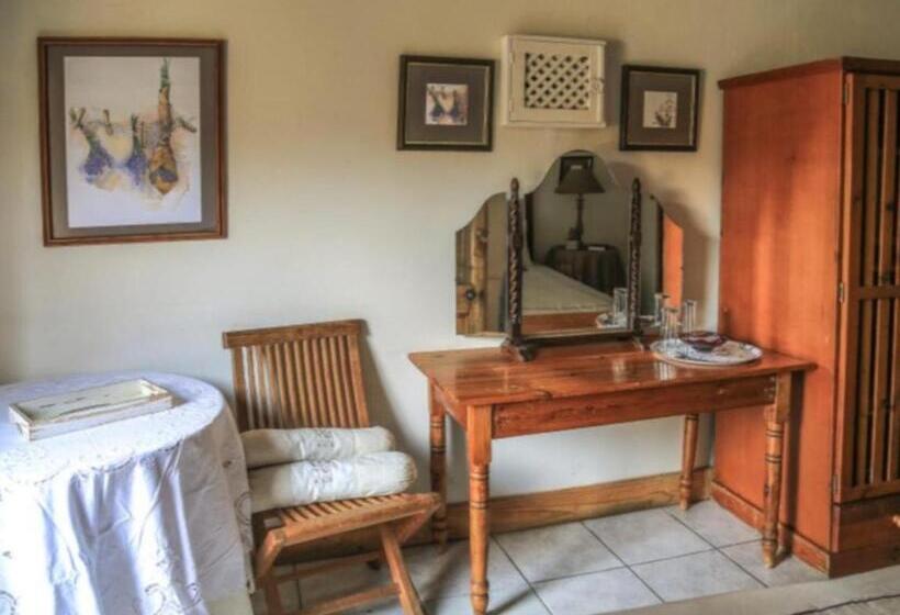 Номер Economy, The Green Acorn Guest House