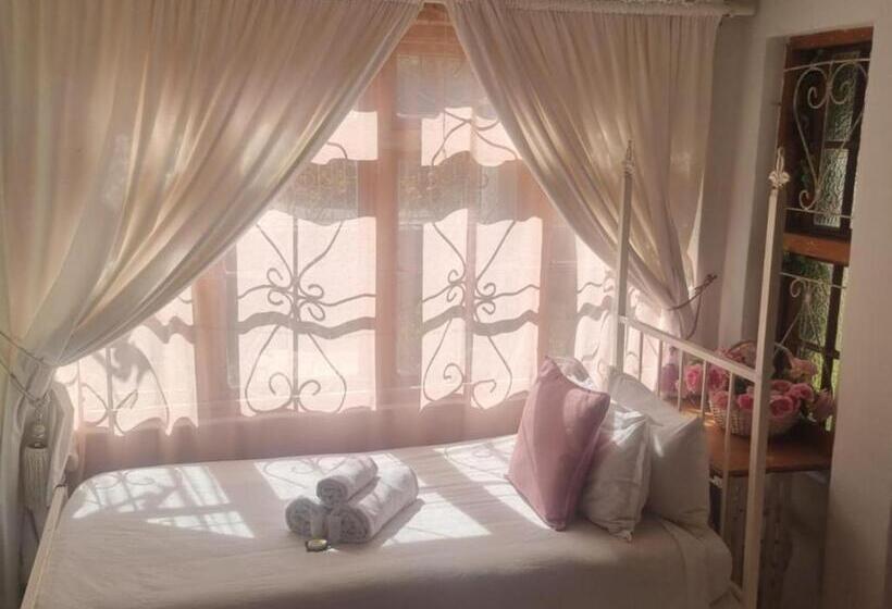 Четырехместный Номер Deluxe, The Green Acorn Guest House