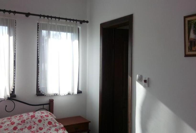 חדר דחוקס עם מיטת קינג, Bobekova Kashta