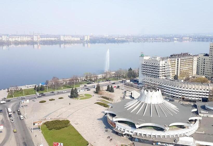 1 Bedroom Penthouse Apartment, Best Apartments In Most City, River View