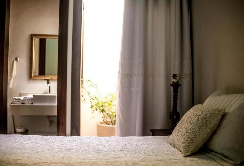 سوئیت با بالکن, Pé Na Areia   Lá Em Casa