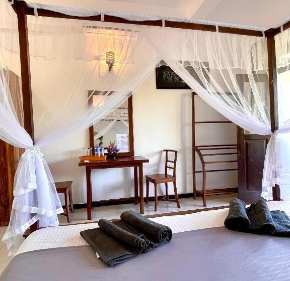Номер Стандарт Вид на Бассейн, Shan Star Weligama