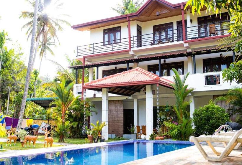 Трехместный Номер Стандарт Вид на Бассейн, Shan Star Weligama