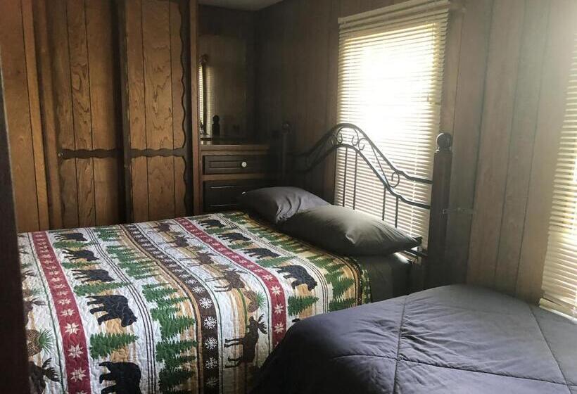 Семейный Номер, Uncle Nicolai S Inn B&b
