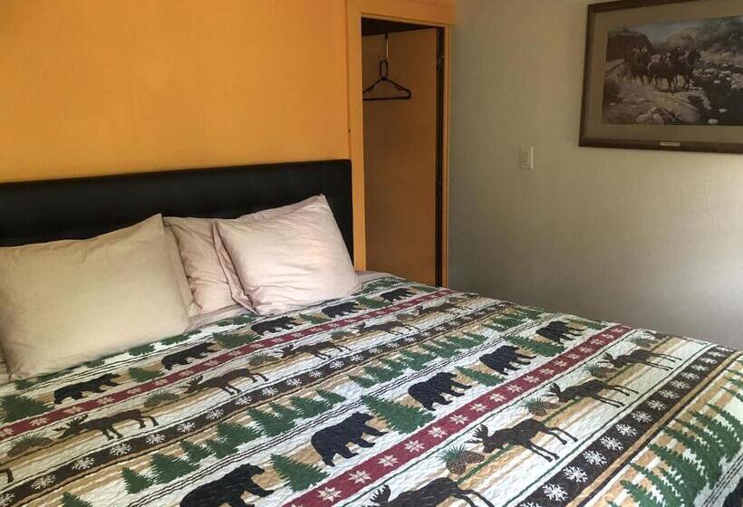 Семейный Номер, Uncle Nicolai S Inn B&b