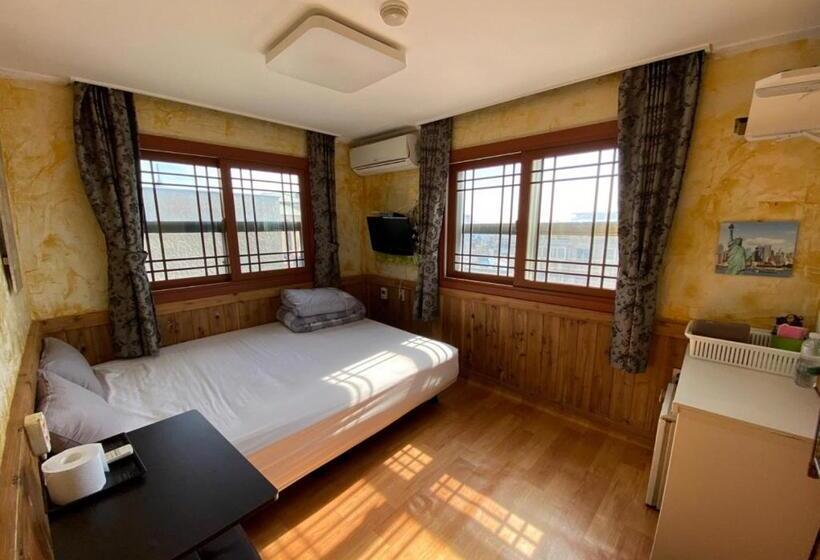 اتاق استاندارد یک نفره, Gudeok Guesthouse