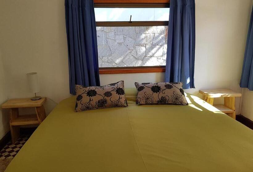 Номер Стандарт, Hostal Los Peñones