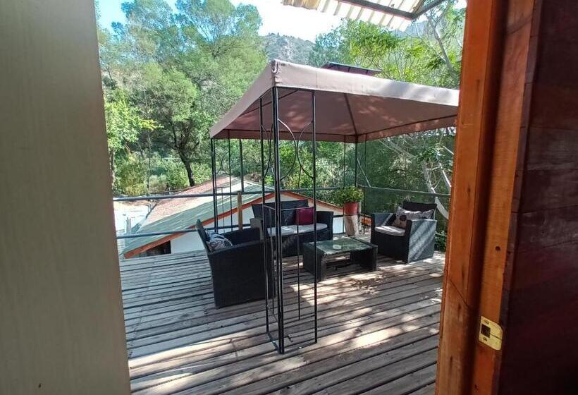 Четырехместный Номер Стандарт, Hostal Los Peñones
