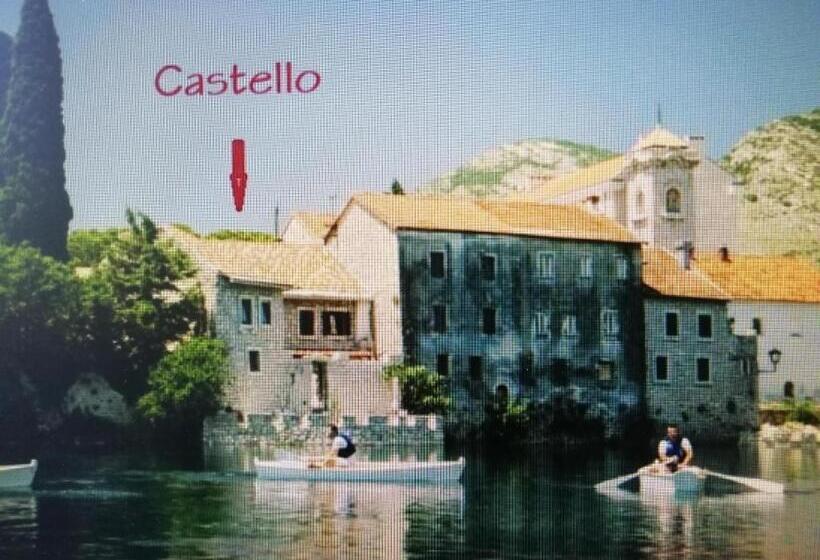 استودیو خانوادگی, Castello