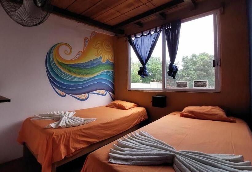 スタンダードルーム, Tower Bridge Hostel