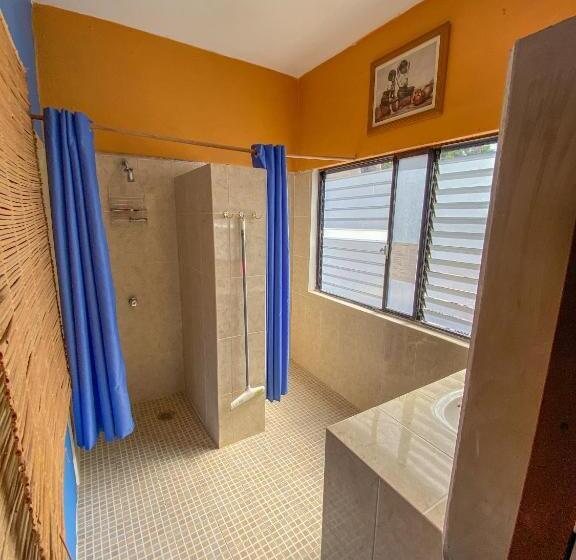 تختخواب در اتاق مشترک, Tower Bridge Hostel