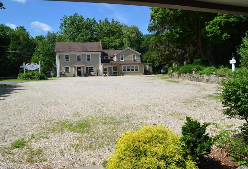Номер Стандарт 2 Двуспальные Кровати, Cornwall Inn