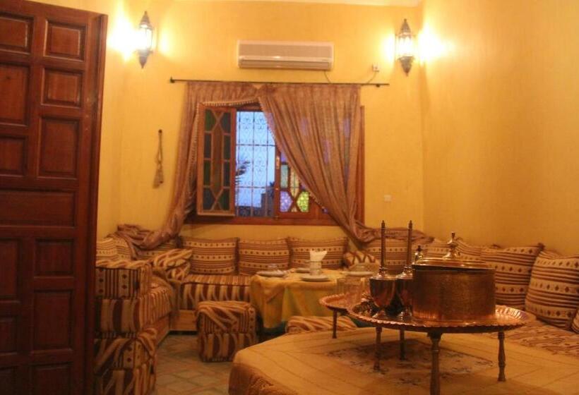 Номер Стандарт Трехместный, Dar Lamrani