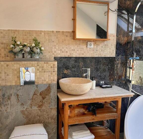 اتاق استاندارد با چشم‌انداز دریا, Sea&sky Villa Costinesti