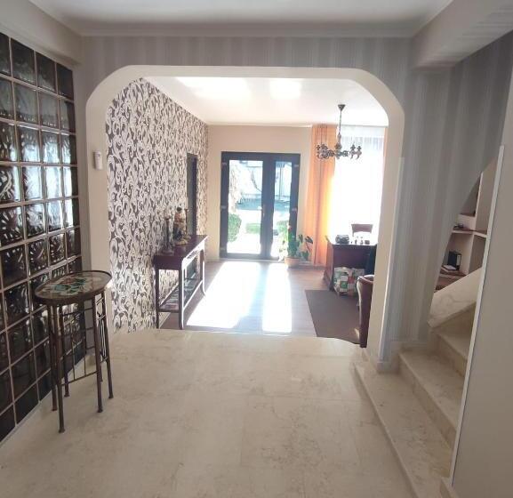 Номер Стандарт Трехместный, Casa Alina