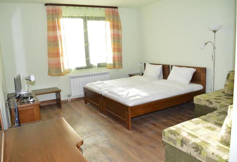 Четырехместный Номер Стандарт, De Yan Guest House