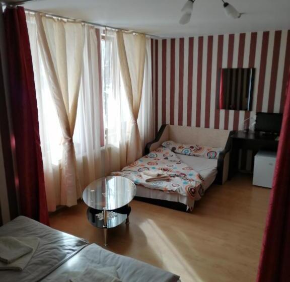 Студия Deluxe, Guest House Tsenovi