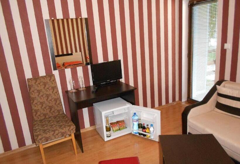 패밀리 스위트, Guest House Tsenovi
