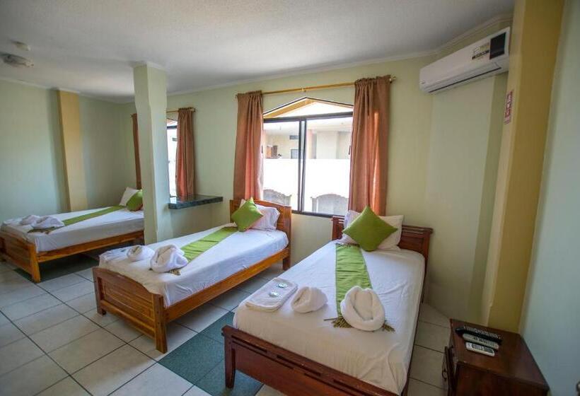 Номер Стандарт Трехместный, Hostal Andry