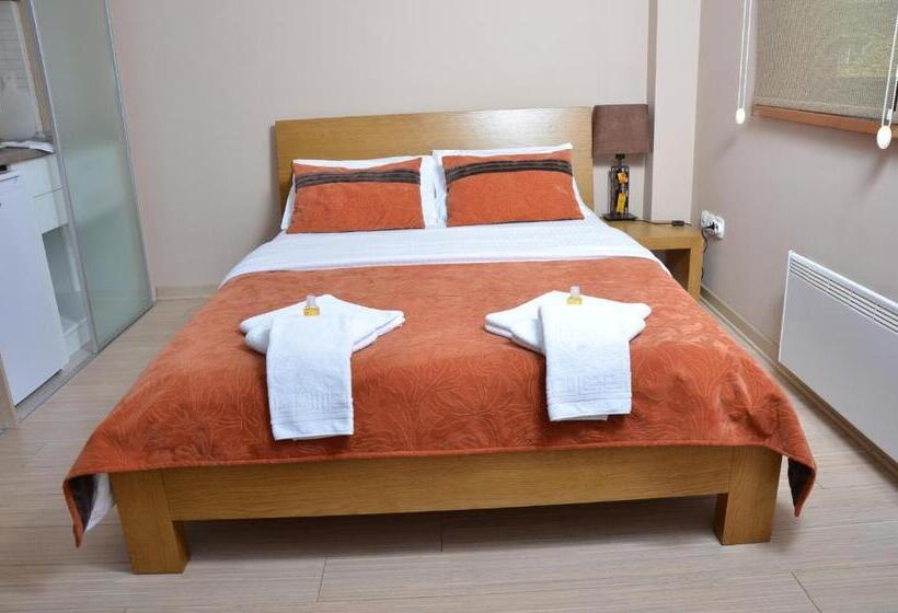 استودیوی استاندارد, Apartments Villa Splendor