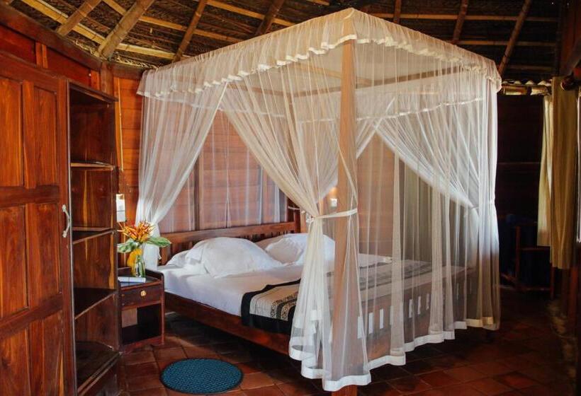Standard Bungalow, Galawatta Beach Resort