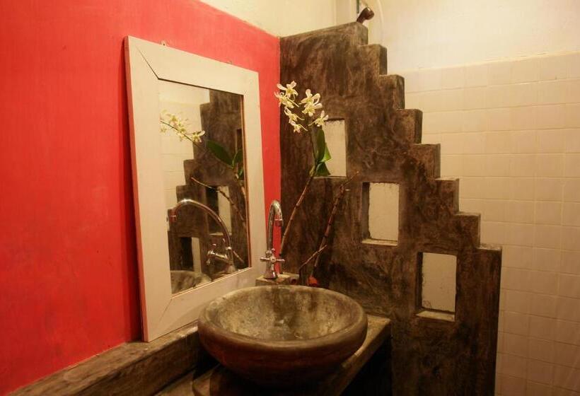 Deluxe Room, Galawatta Beach Resort