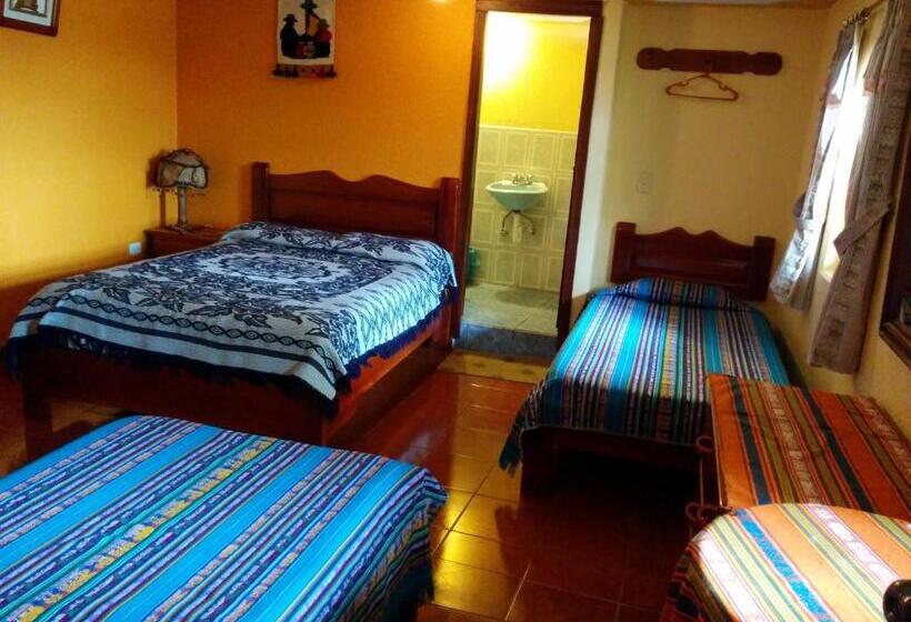 اتاق سوپریور, Hostal Curiñan