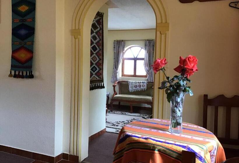 Quarto Superior, Hostal Curiñan