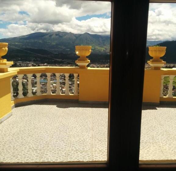 Quarto Superior, Hostal Curiñan