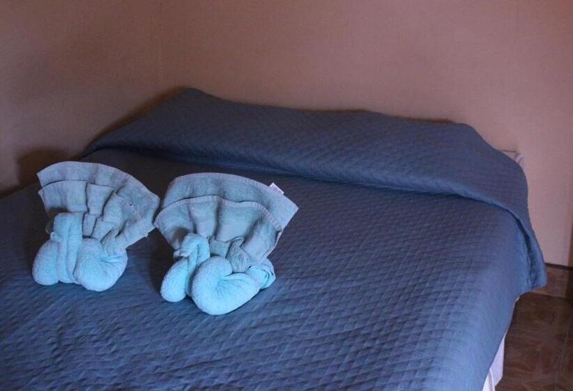 اتاق استاندارد, Hostal Tuyasto