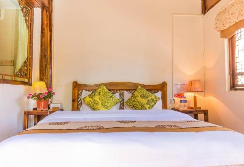 اتاق استاندارد با چشم‌انداز باغ, Lijiang Three Wells Inn