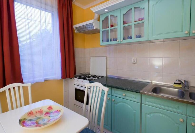 آپارتمان سوپریور 2 خوابه, Nexus Vendégház Szeged