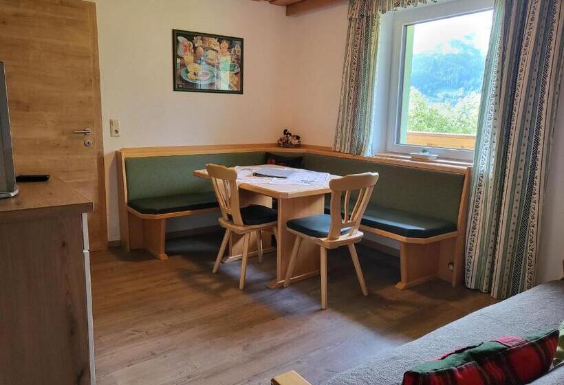 דירת נוחות 2 חדרים, Saumerhof