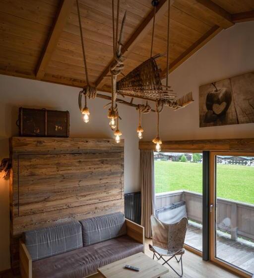 Люкс с Балконом, Landhaus Tirolerherz