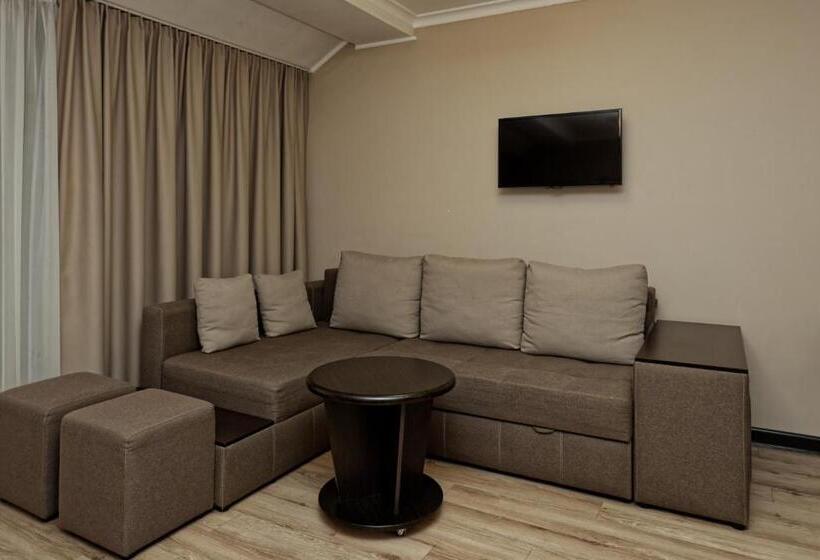 غرفة قياسية ثلاثية, Marmaros Apart Hotel & Spa