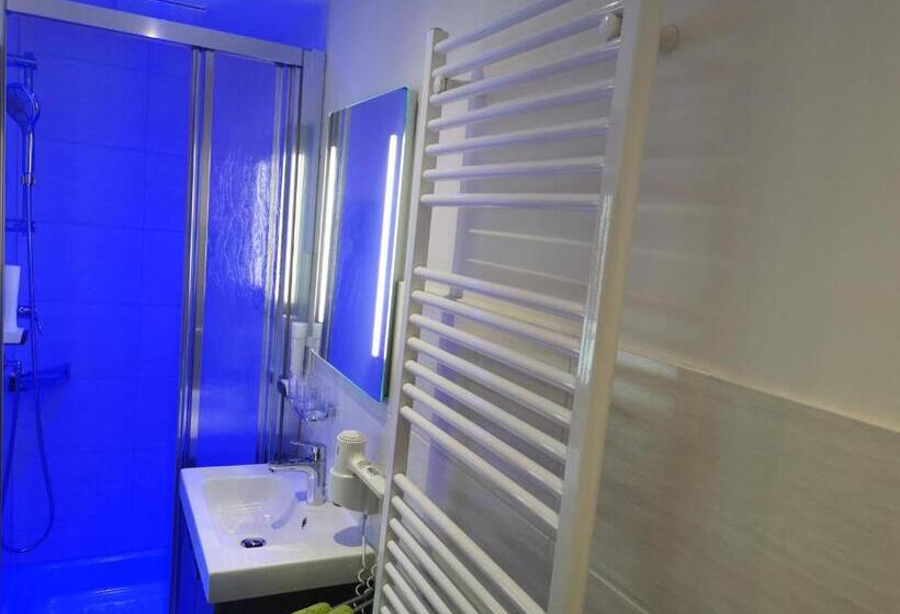 اتاق استاندارد سه نفره, Oberauer Wagrain   Die Eco Familien Hotelpension B&b