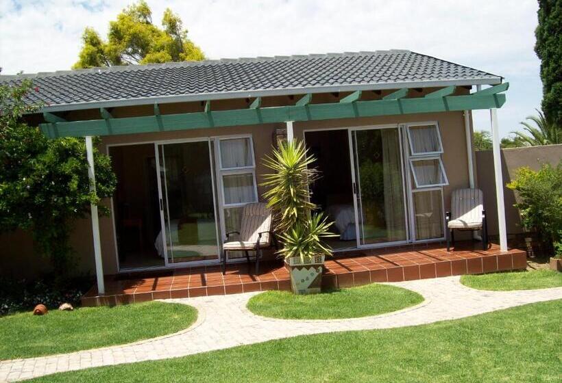 ガーデンビュースタンダードルーム, Lala Nathi Guest House & Self Catering